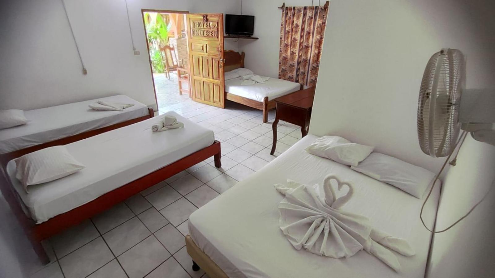 Hotel Ometepetl โมโยกัลปา ภายนอก รูปภาพ