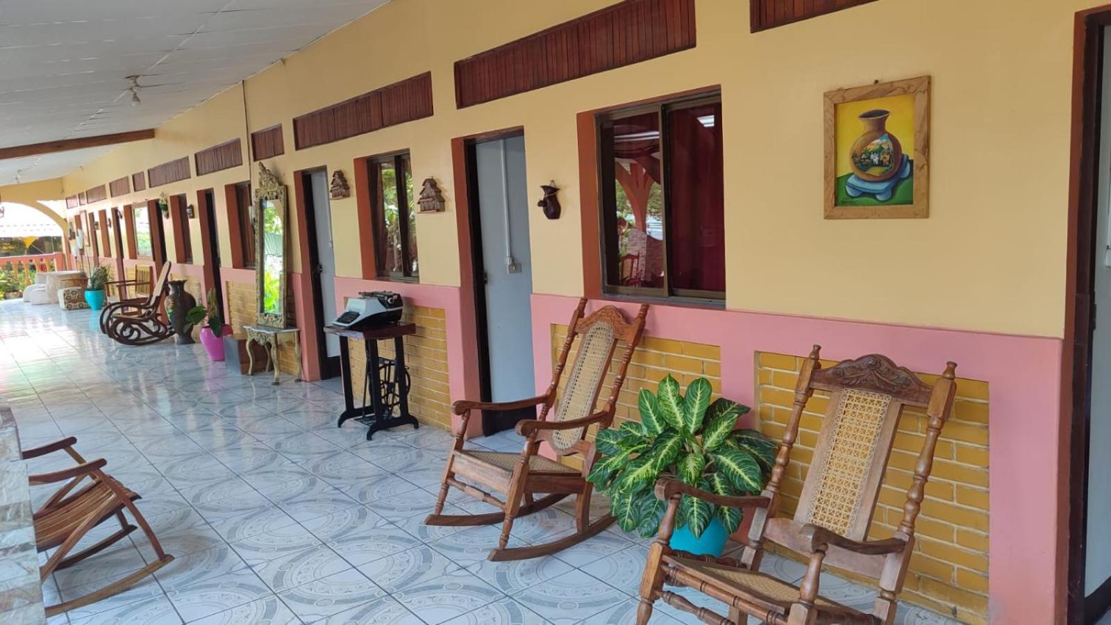 Hotel Ometepetl โมโยกัลปา ภายนอก รูปภาพ