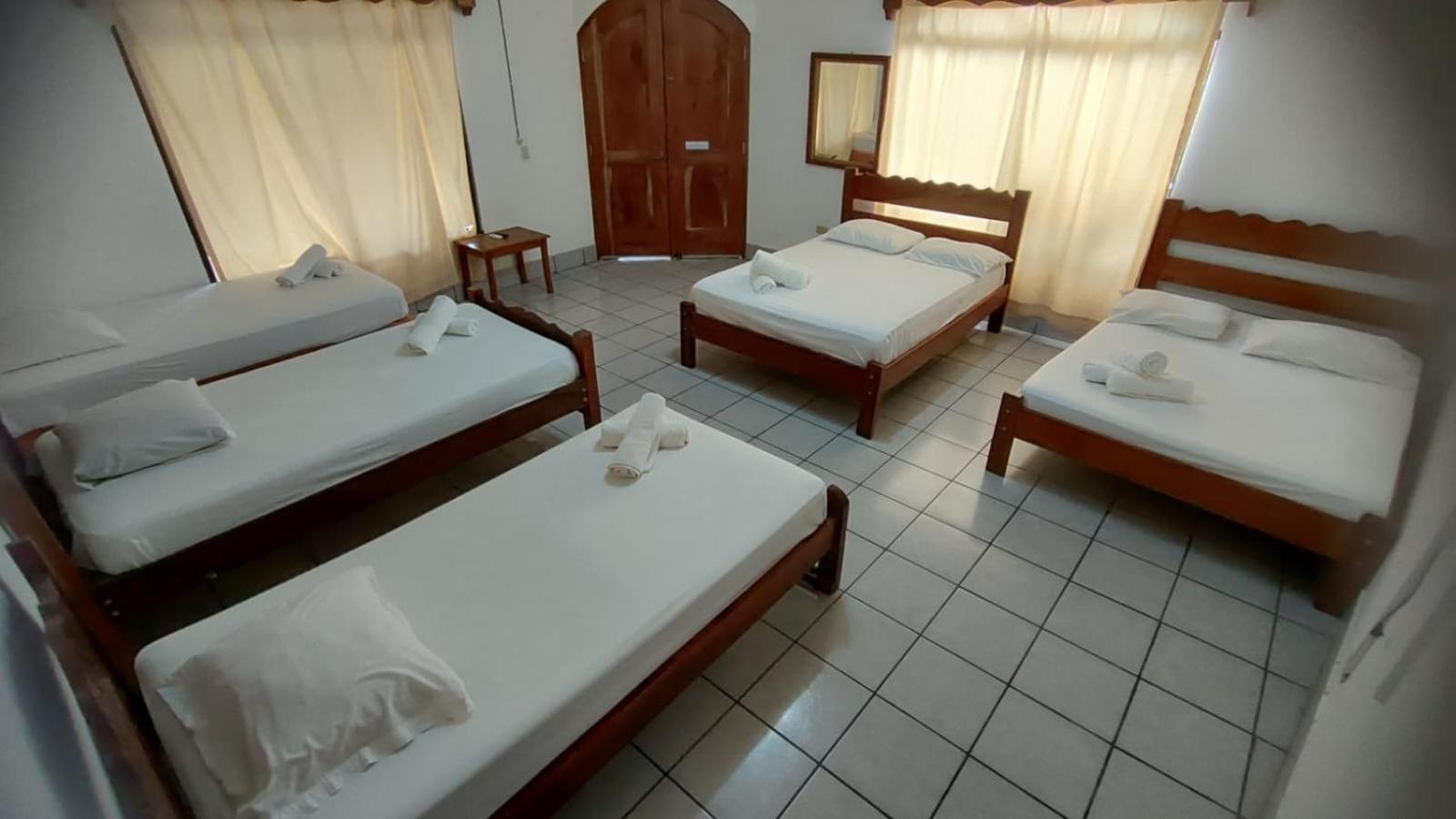 Hotel Ometepetl โมโยกัลปา ภายนอก รูปภาพ